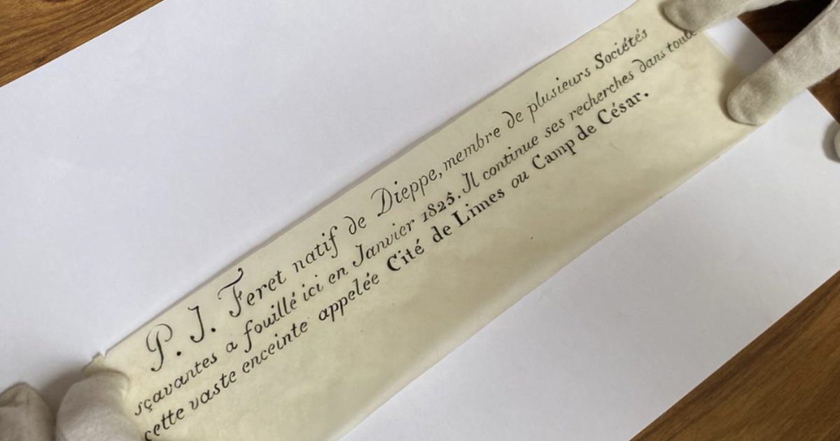 Message in a bottle, written 200 years ago by an archaeologist, found on a French clifftop