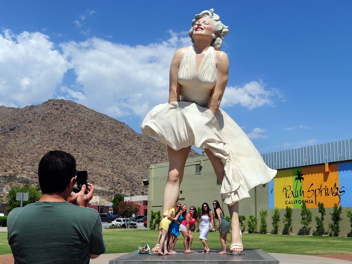 Giant Marilyn Monroe statue in Palm Springs to move after underwear complaints