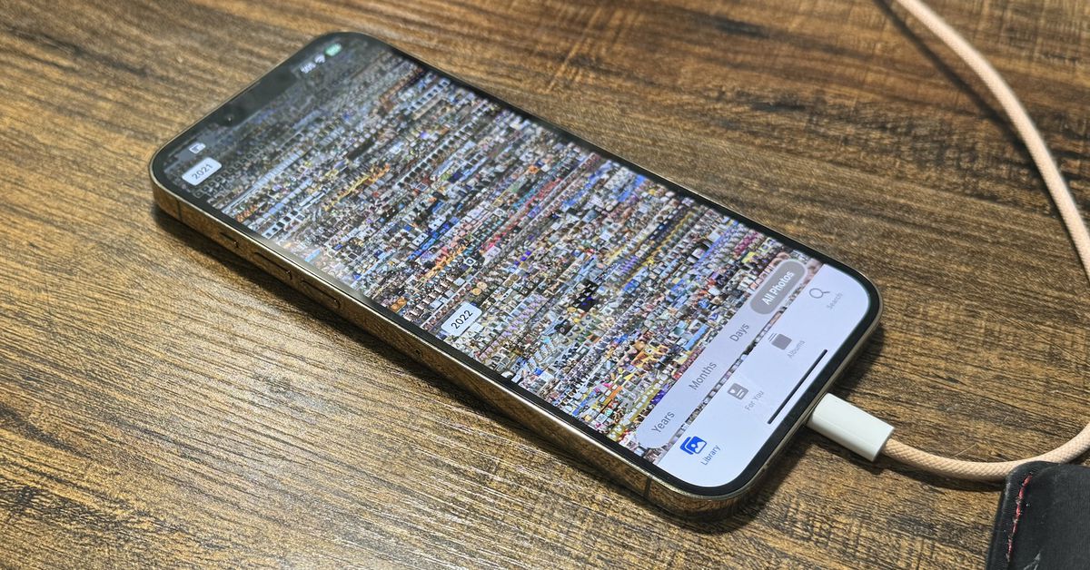 iPhone owners say the latest iOS update is resurfacing deleted nudes